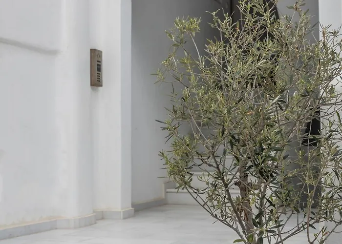 Elizabeth's Dream Place Ii Naxos City